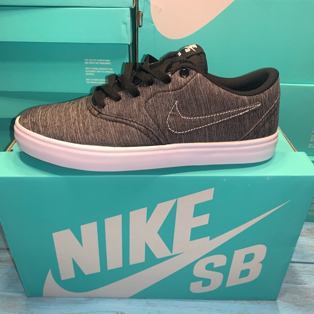 NWB NIKE SB CHECK SOLAR CANVAS SHOES 844493 001